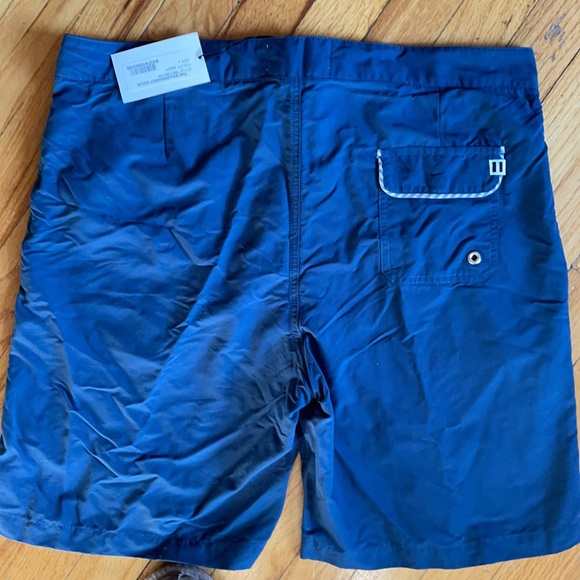 Solid and Striped men’s swimming suit - Picture 3 of 4